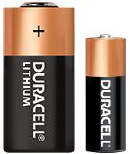 Deux piles spéciales Duracell de différentes tailles